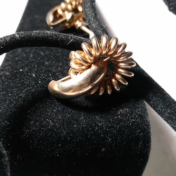 Gold Tone Spring Design Screw Back Earrings - Picture 3 of 4